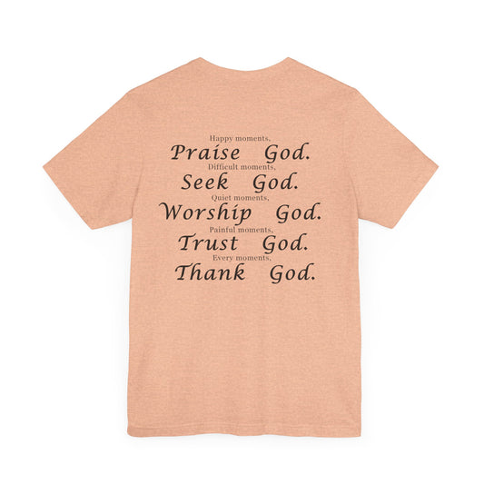 Praise - Seek - Worship - Trust - T-Shirt à manches courtes unisexe en jersey 